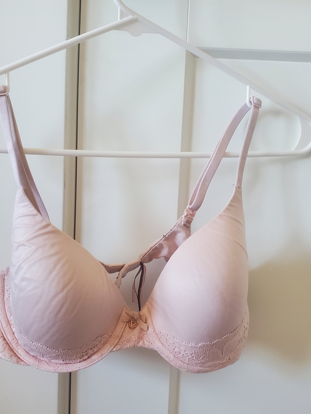 34C Victoria's Secret Pale Blush Padded Lace Bra